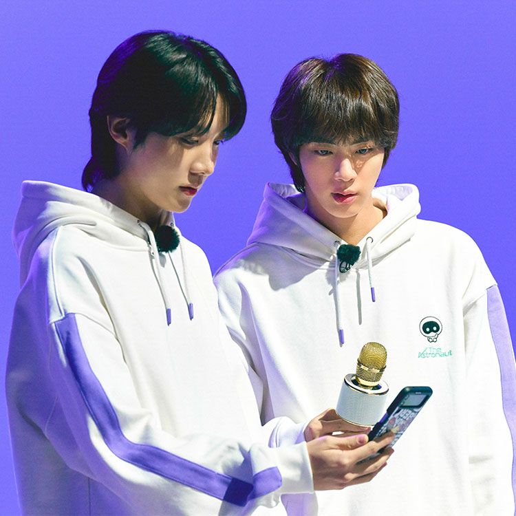 THE ASTRONAUT JIN BTS SWEATSHIRT / PANTS / SET