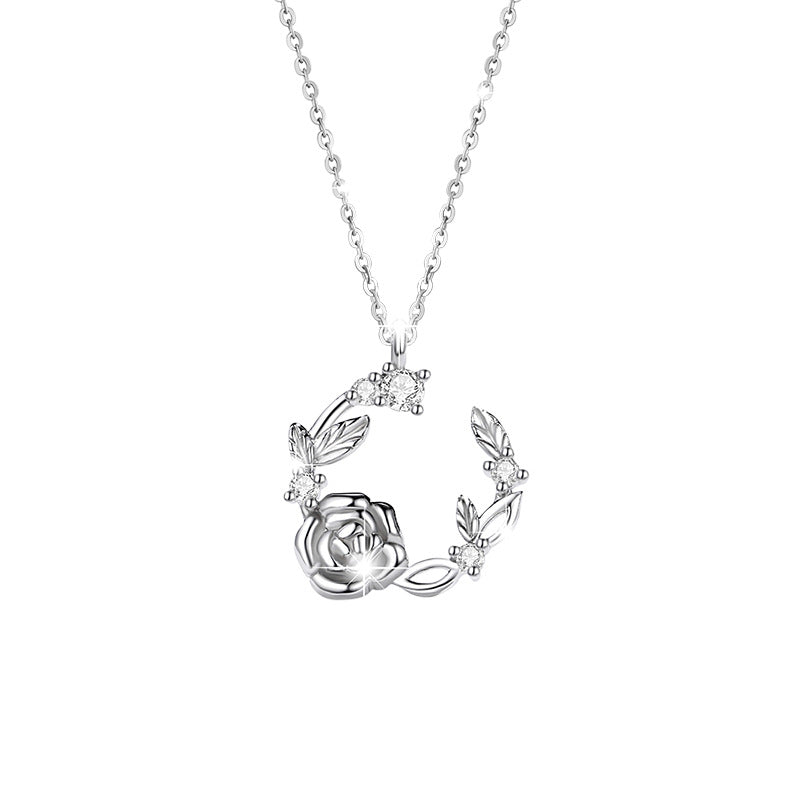 COLLAR ROSAS EN PLATA 925