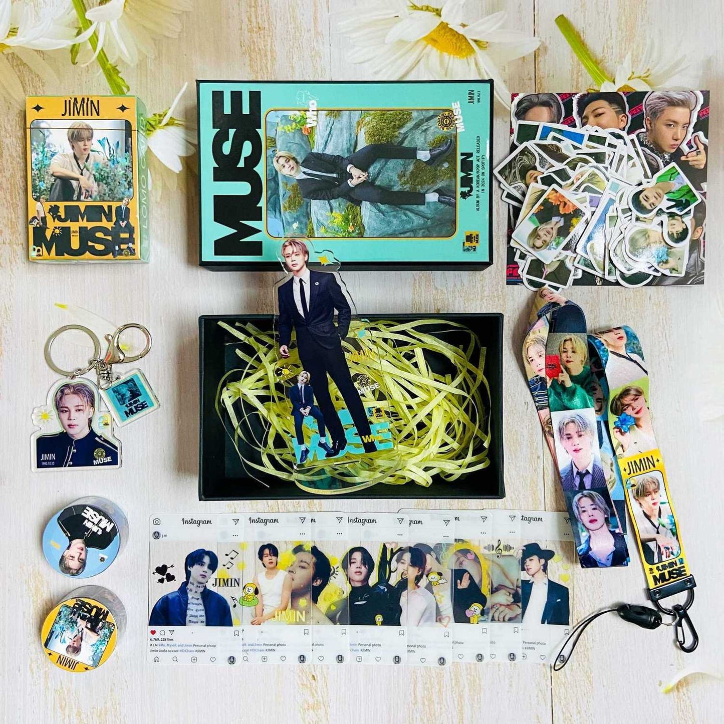 BOX JIMIN MUSE COM 163 PÇS (CAIXA PRESENTEÁVEL C/ VÁRIOS ITENS!✨)