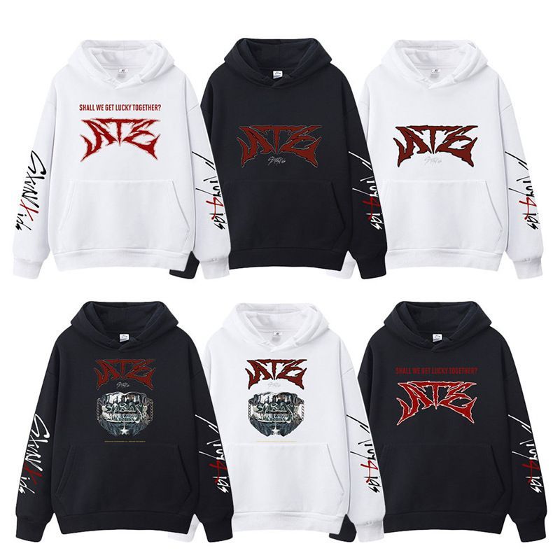 STRAY KIDS COMIÓ SUDADERAS
