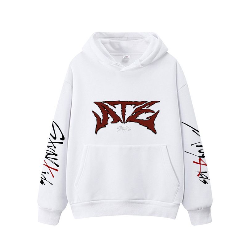 STRAY KIDS COMIÓ SUDADERAS