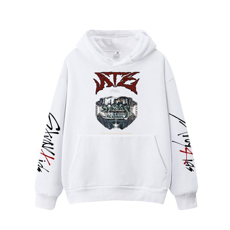 STRAY KIDS COMIÓ SUDADERAS