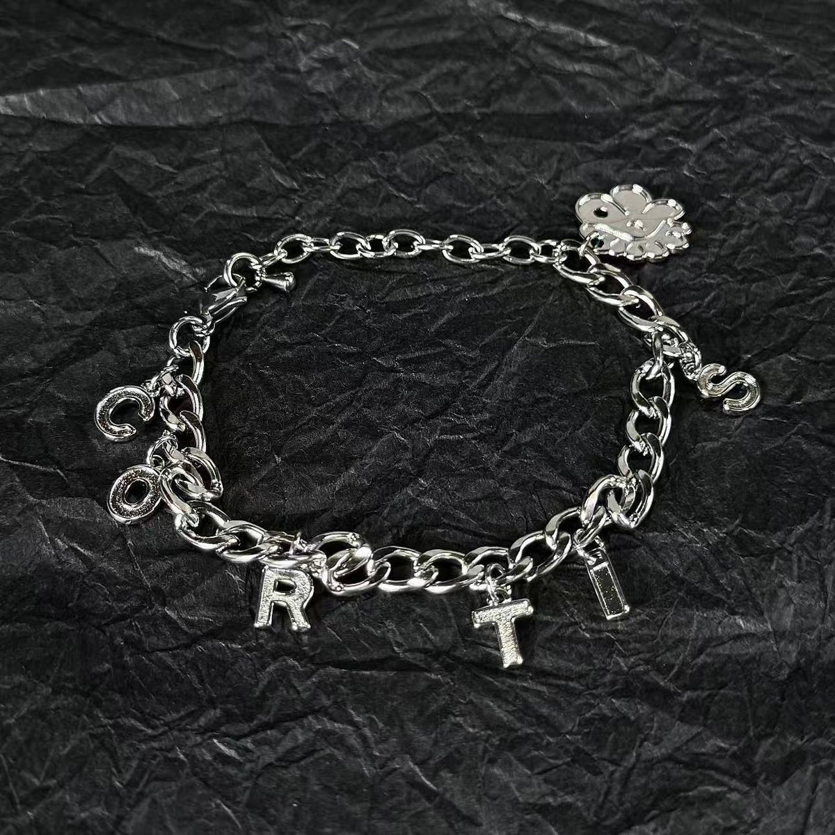 CONJUNTO COLAR CORTIS + PULSEIRA CORTIS