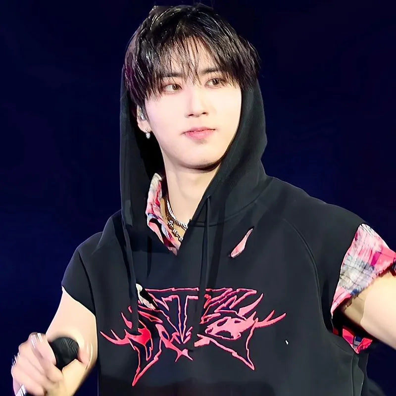 STRAY KIDS DOMIN ATE TOUR SWEATSHIRTS