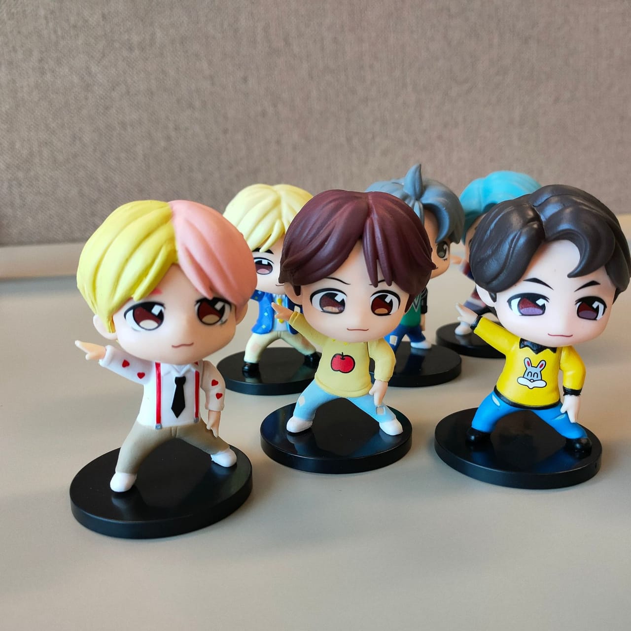 KIT TINY TAN BTS IDOL 7 PÇS