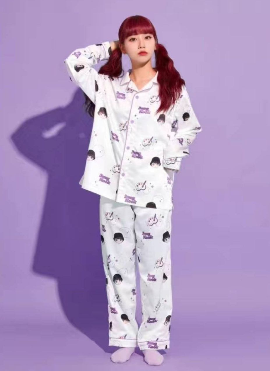 PIJAMAS BTS TINY TAN MIC DROP (todos os integrantes)