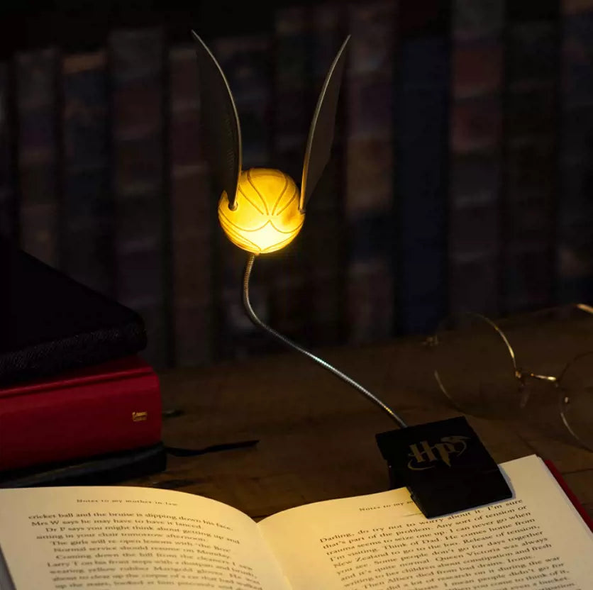 HARRY POTTER LUMINÁRIA LED PARA LEITURA POMO DE OURO