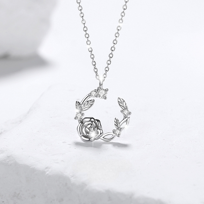 COLLAR ROSAS EN PLATA 925