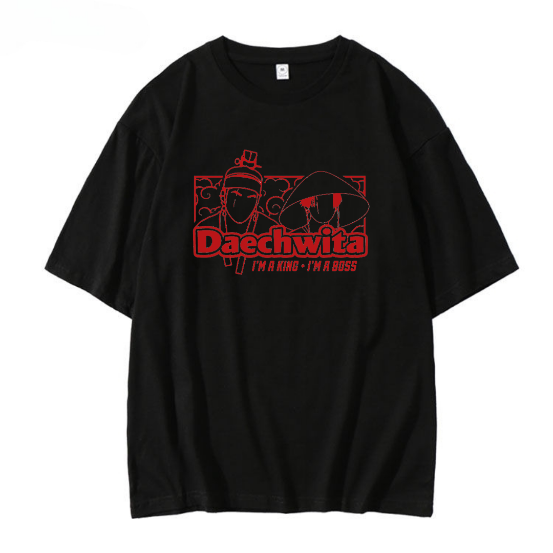 CAMISETA SUGA AGUST D DAECHWITA 100% ALGODÃO (preta e branca)