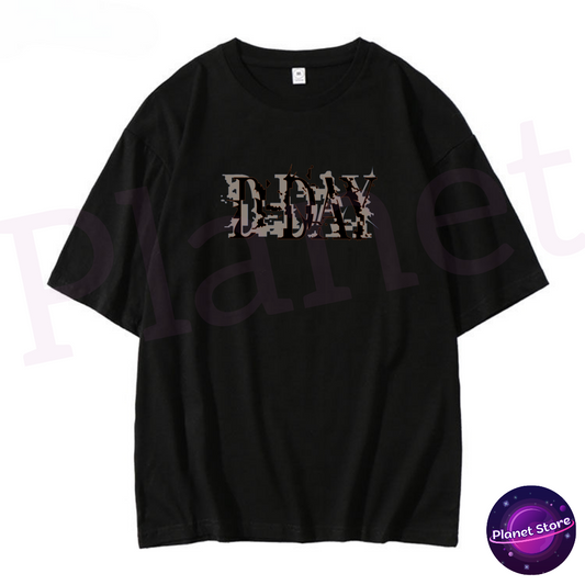 CAMISETA SUGA D'DAY AGUST D 100% ALGODÃO (preta e branca)