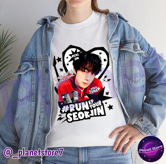 CAMISETA JIN RUNSEOKJIN TOUR 100% ALGODÃO (preta e branca)