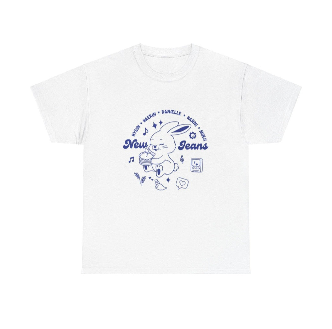CAMISETA NEWJEANS 100% ALGODÃO