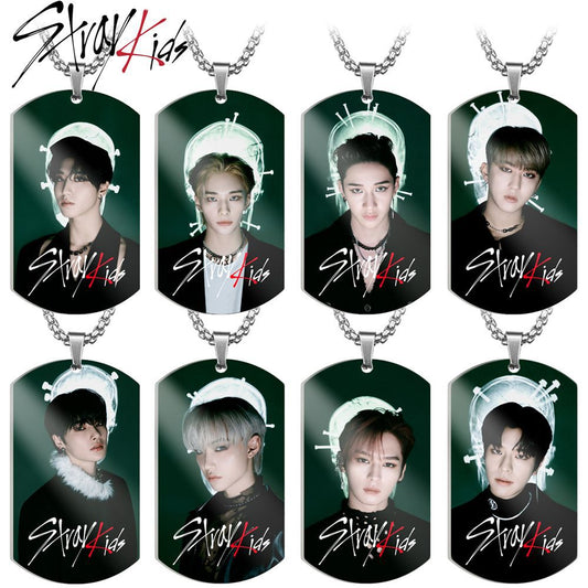 COLARES STRAY KIDS  EM AÇO INOXIDÁVEL