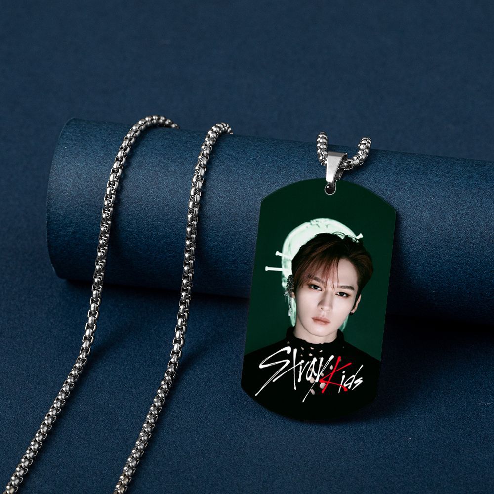COLARES STRAY KIDS  EM AÇO INOXIDÁVEL