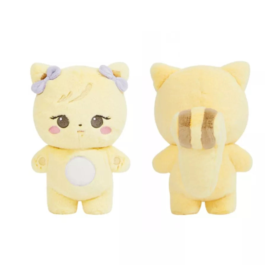 PELUCHE DE PERSONAJES DE LA GIRA DE BLACKPINK (25 cm)