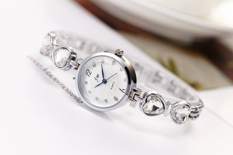 RELOJ IMPERMEABLE PARA MUJER