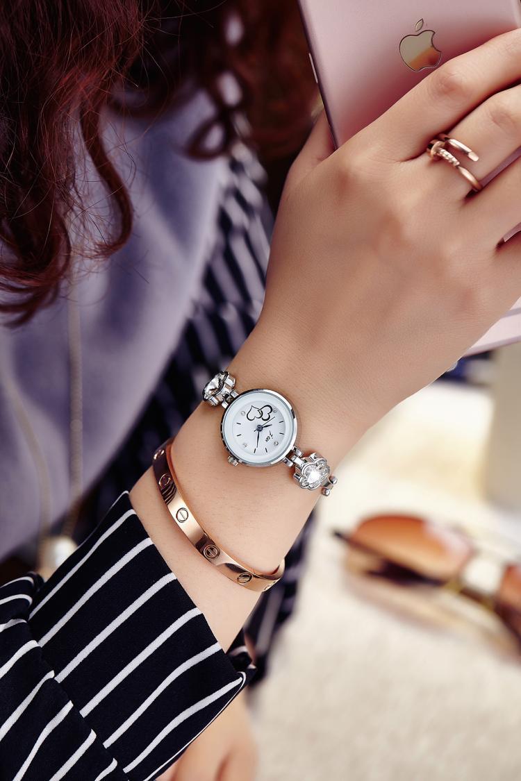 WOMEN'S WATERPROOF WATCH (silver and gold / in 3 colors)