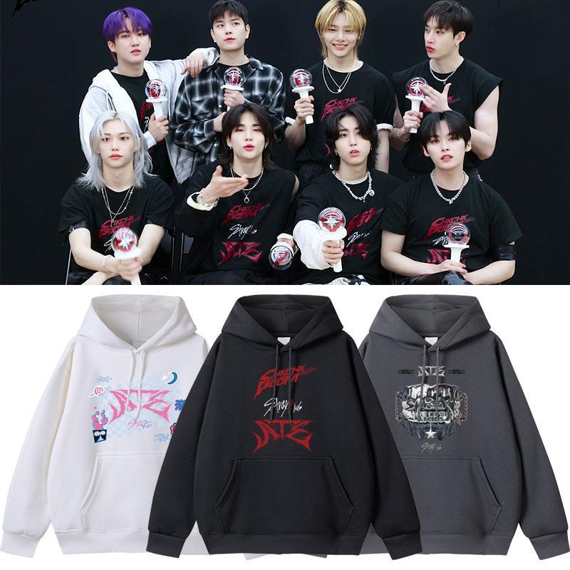 STRAY KIDS 樂-STAR SWEATSHIRT (various colors)