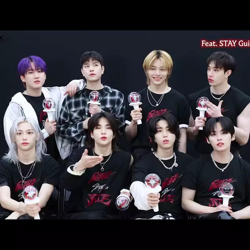 CAMISETA STRAY KIDS 樂-STAR 100% ALGODÓN (varios colores)