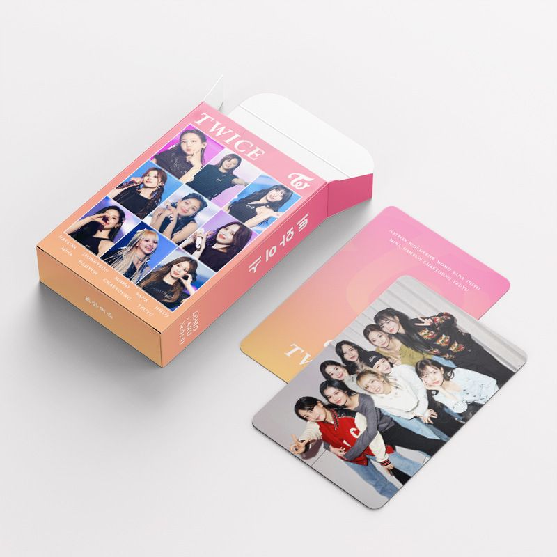 KIT TWICE READY TO BE - 92 PÇS (60 PHOTOCARDS + 32 ADESIVOS)