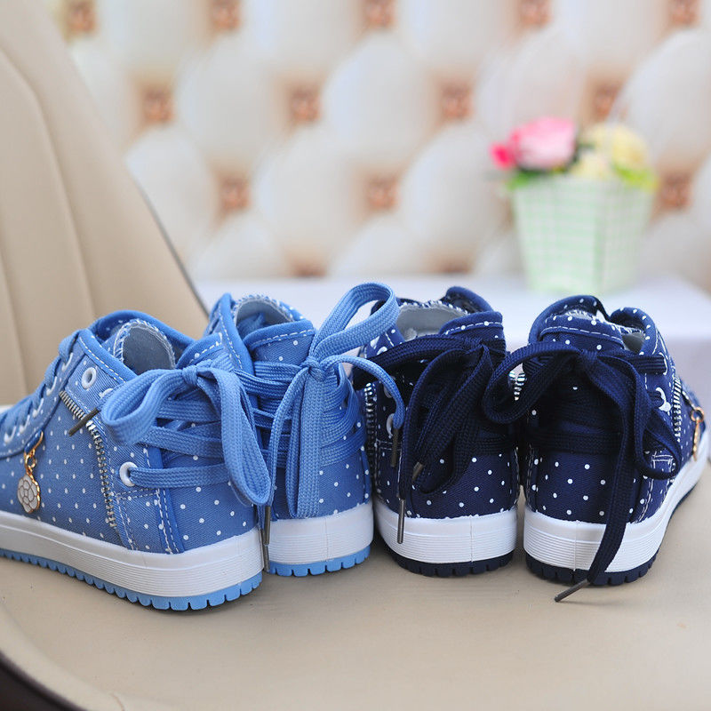 WOMEN'S POÁ SNEAKERS (light blue/navy blue)