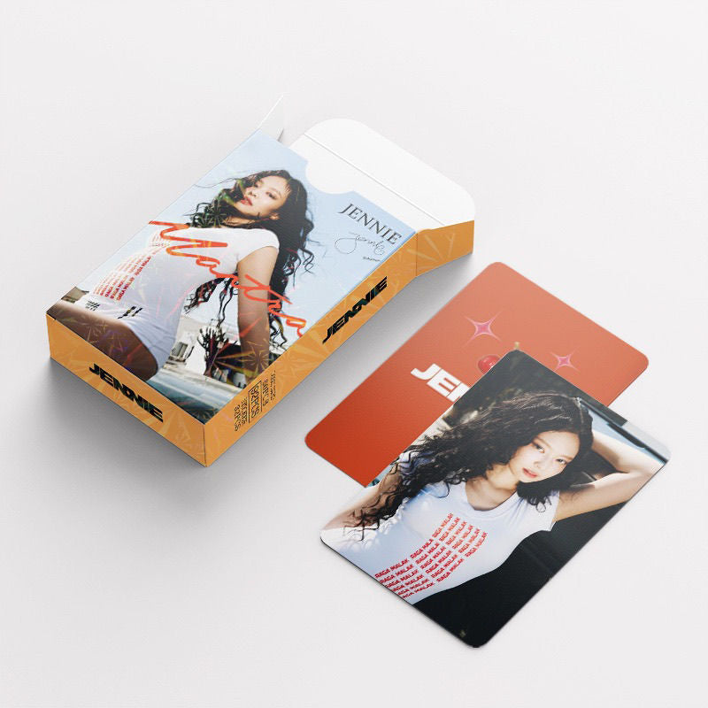 KITS 92 PÇS (60 PHOTOCARDS + 32 ADESIVOS) JENNIE MANTRA