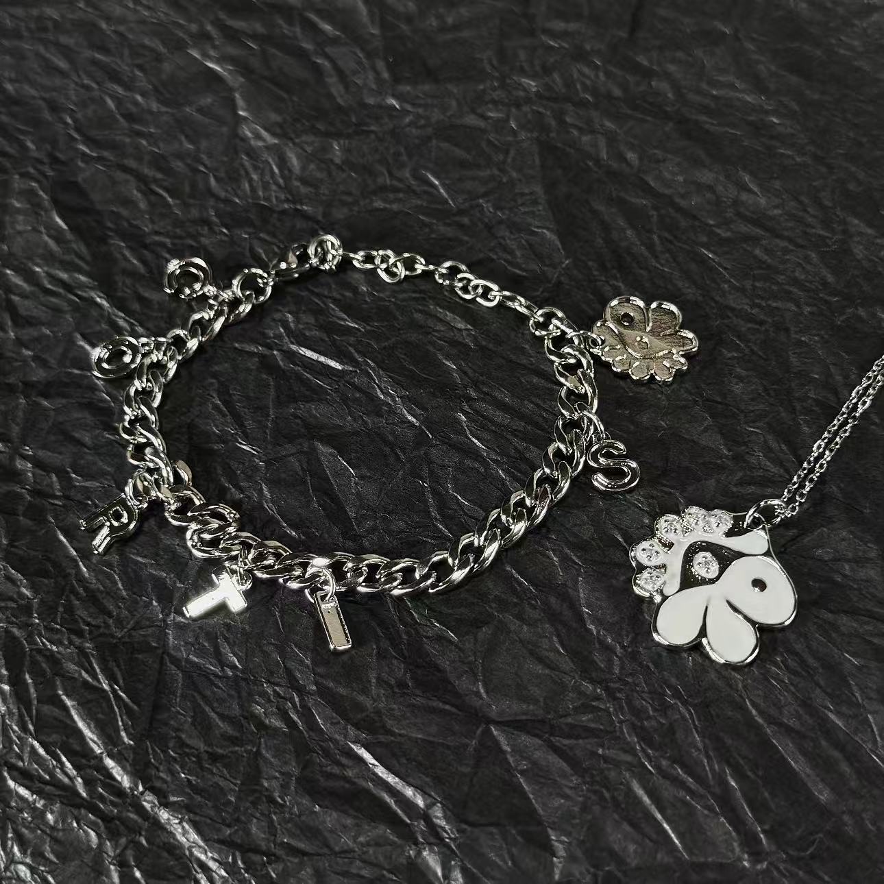 CORTIS NECKLACE SET + CORTIS BRACELET