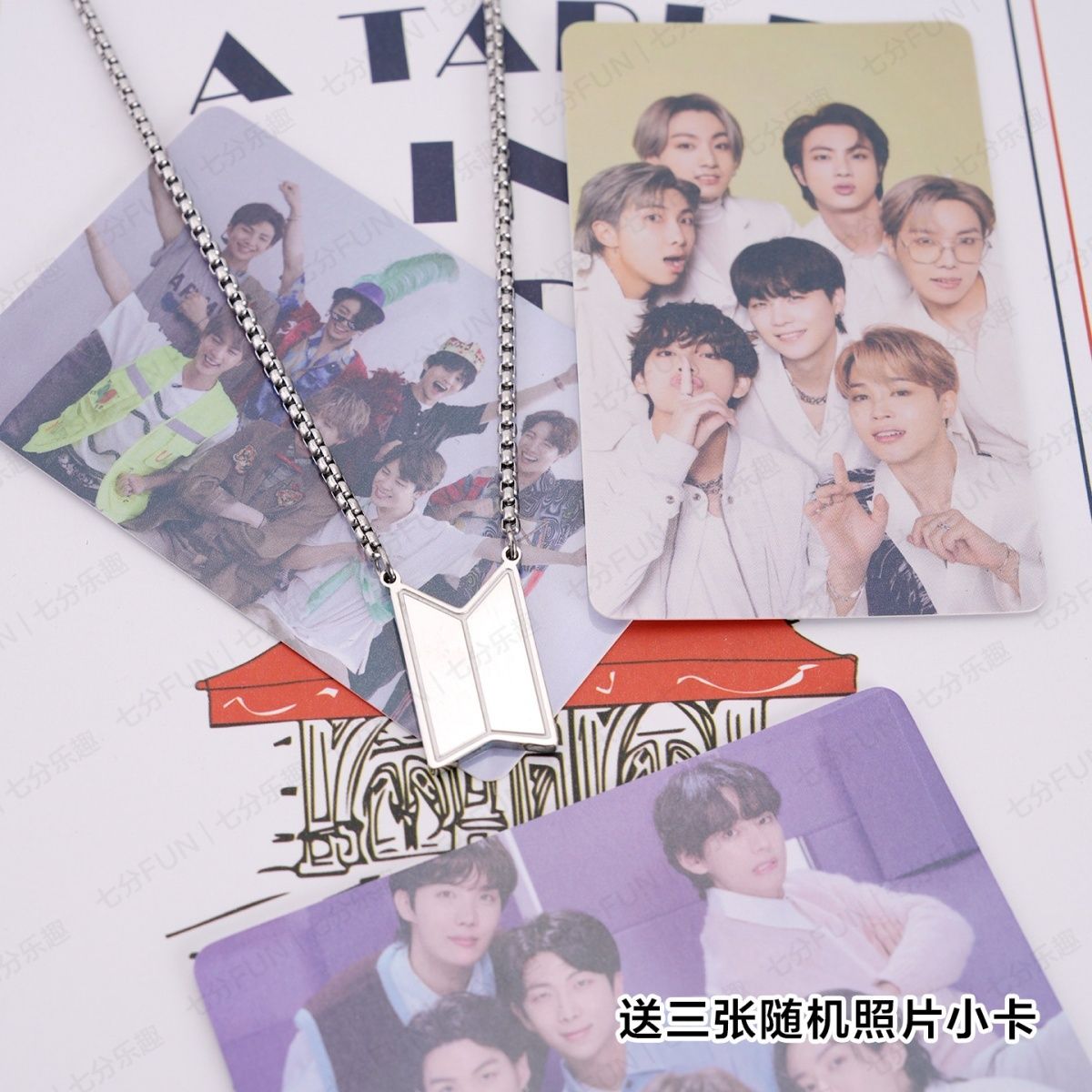 BTS STAINLESS STEEL NECKLACE + 3 assorted photocards