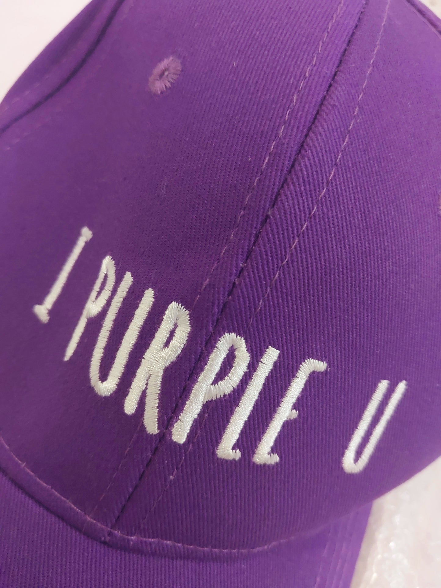 Gorra bordada I Purple You