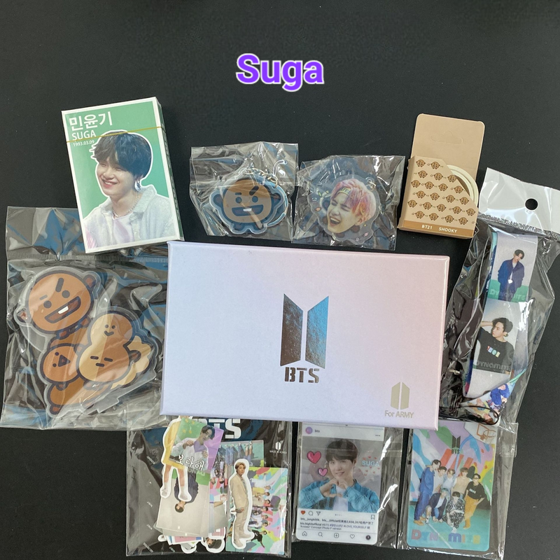 KITS BTS 117 PÇS TODOS OS MEMBROS (CAIXA PRESENTEÁVEL C/ VÁRIOS ITENS!✨)