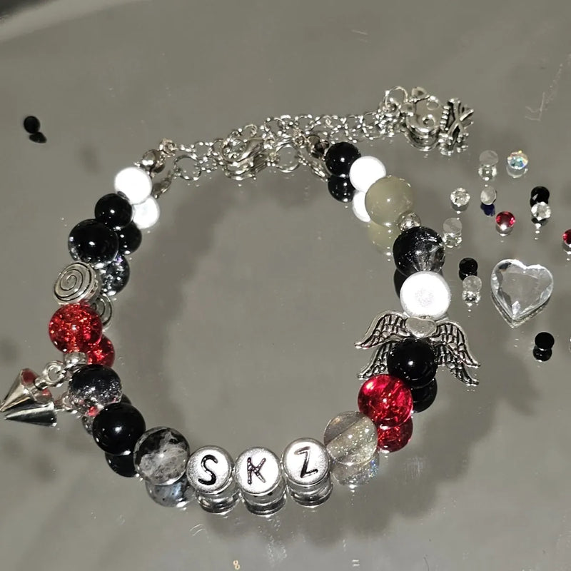 PULSEIRA STRAY KIDS