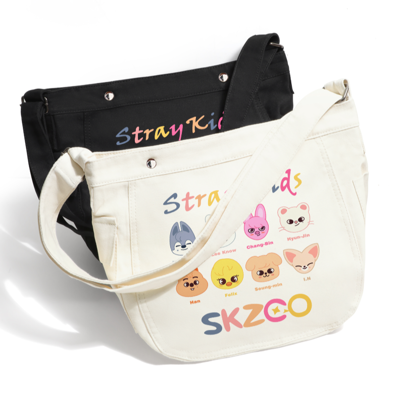 BOLSA STRAY KIDS SKZOO (preta e branca)